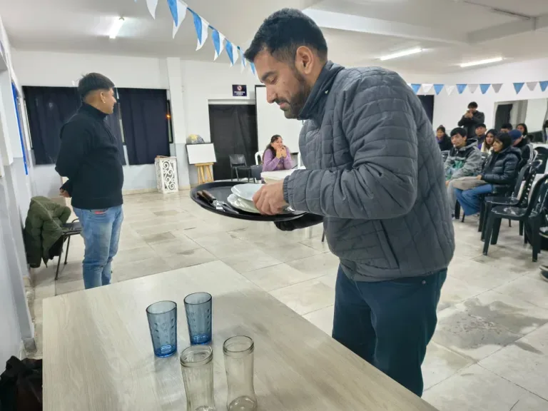 El CIC de Sta. Cecilia ofrece curso para mozos y camareros