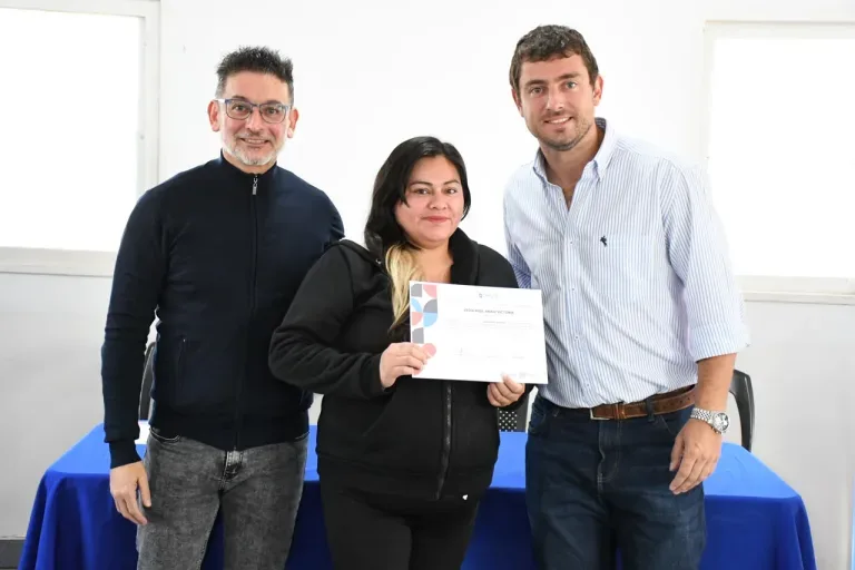 Finalizaron cursos de inclusión para 95 vecinos en Salta