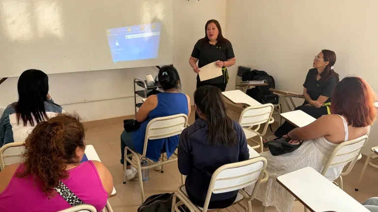 Inician las clases en la Escuela Municipal de Peluquería y Barbería