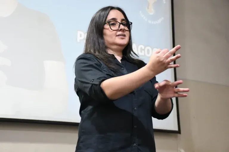 Nuevos talleres de lengua de señas en barrios locales
