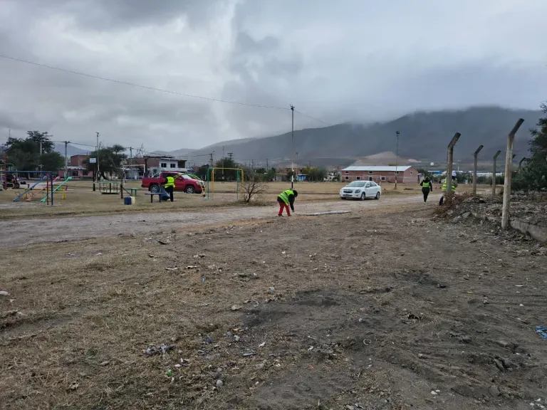 Recuperan espacios públicos en Norte Grande tras limpieza