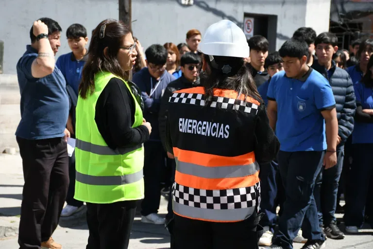 Simulacros de sismos en escuelas: una medida por la seguridad