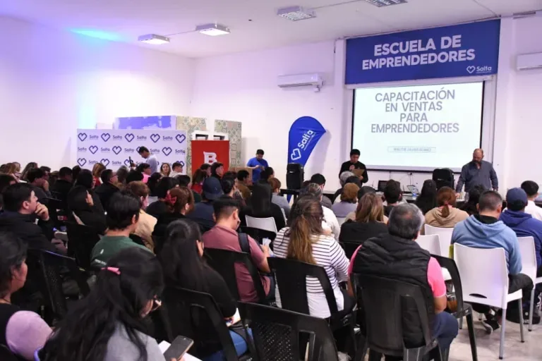 Taller de ventas para emprendedores: claves y estrategias
