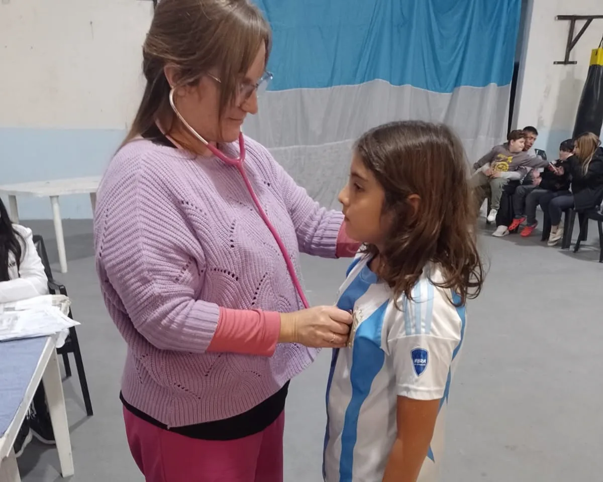 Chequeos de salud para niños deportistas en Tigre