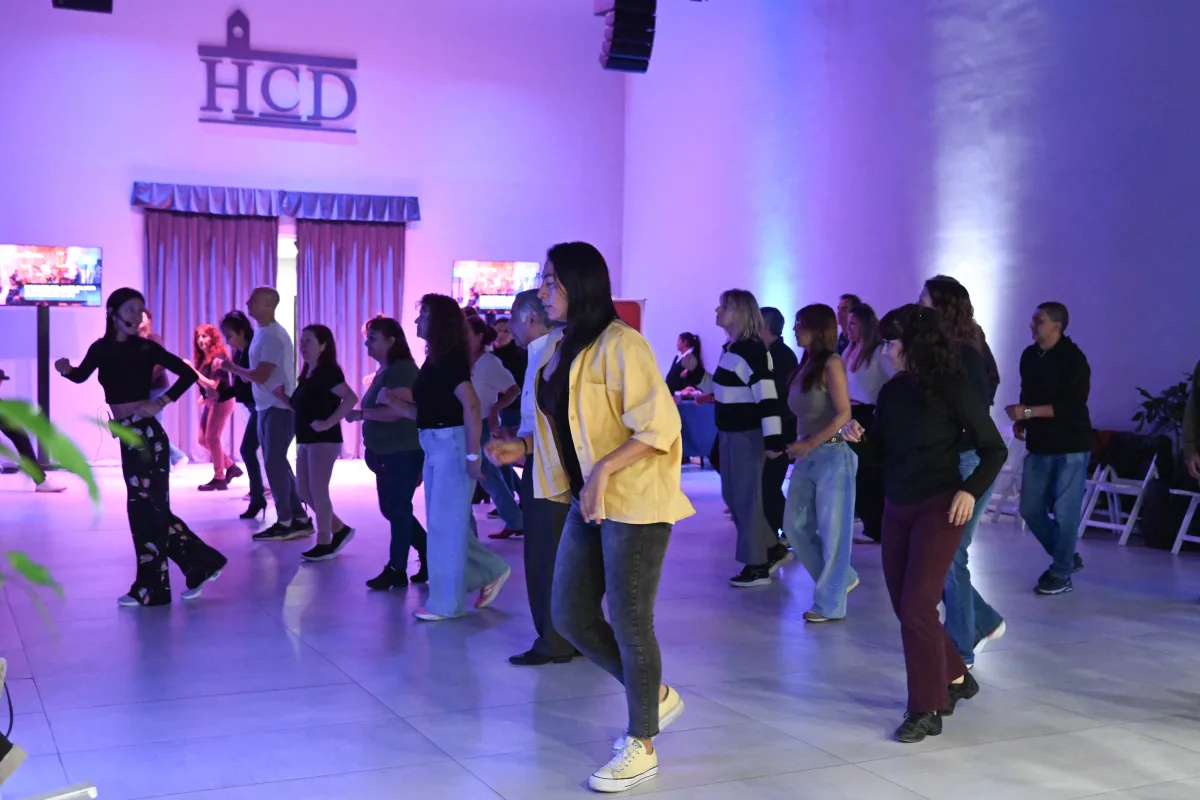 Clases gratuitas de salsa y bachata en Tigre para la comunidad