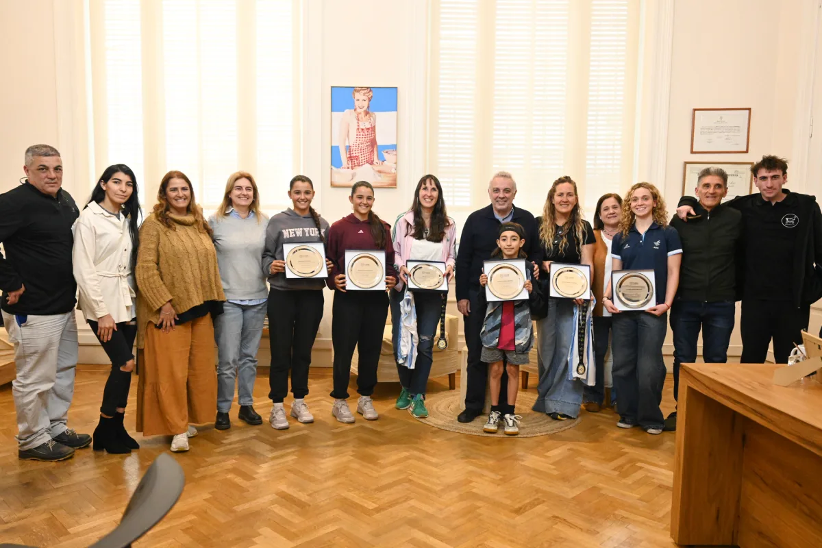 Deportistas de Tigre recibieron reconocimientos y apoyo municipal