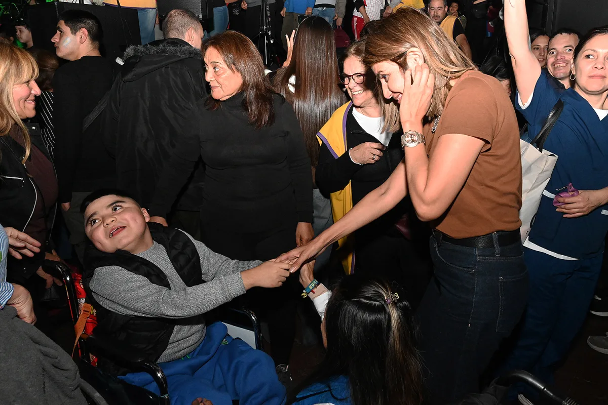 Más de 1.000 vecinos disfrutaron del Baile Inclusivo en Don Torcuato