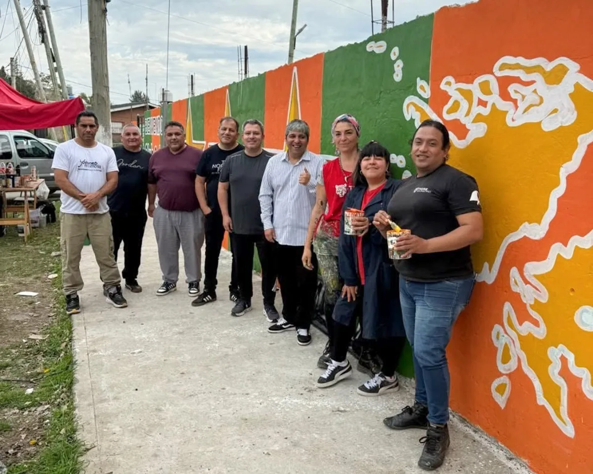 Nuevo mural del programa 'Huella Urbana' en el Club 8 de Mayo