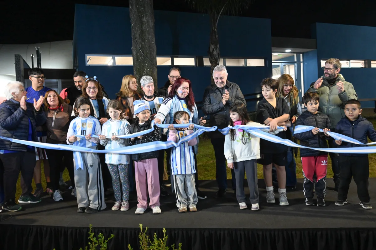 Nuevos vestuarios en el Polideportivo Delfo Cabrera de El Talar
