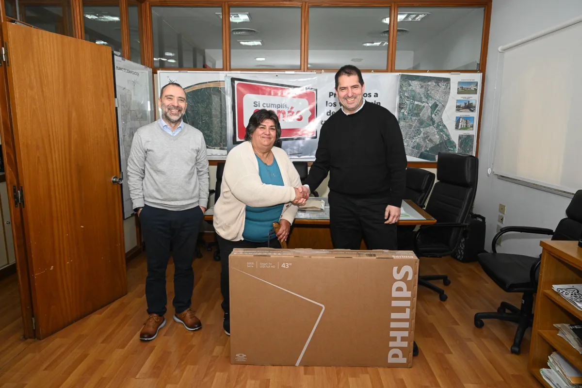 Tigre premió a contribuyentes con televisores por su puntualidad en pagos