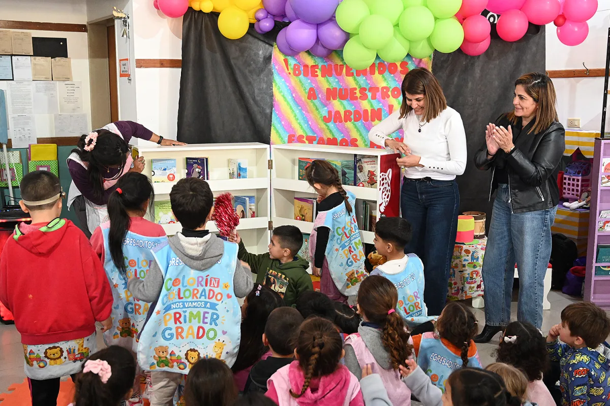 Tigre presentó nueva biblioteca móvil en el Jardín de Infantes N° 921