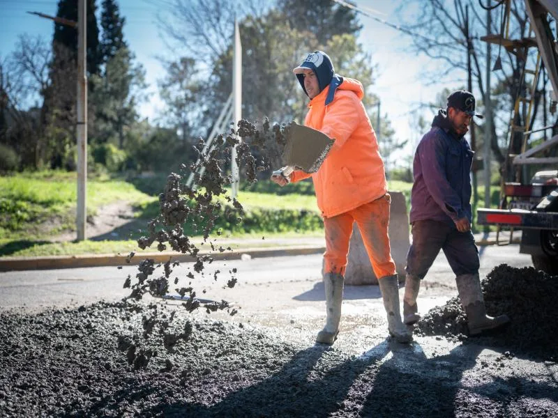 Avanza el plan de repavimentación en Lomas de Zamora
