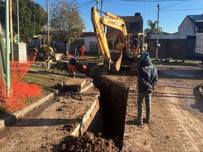 Avanza la obra de desagües pluviales en Llavallol