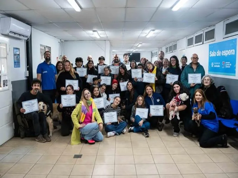 Estudiantes del ENAM aprendieron sobre reciclaje en Lomas de Zamora