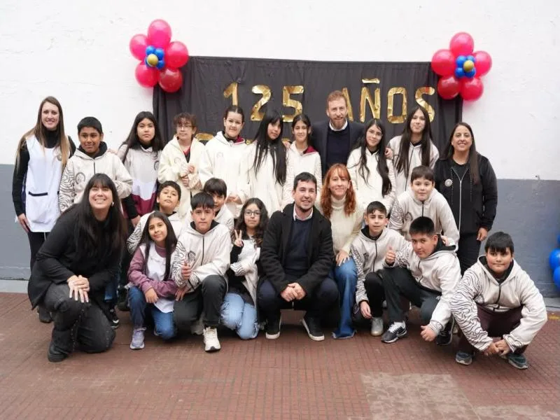 La Escuela Primaria N° 15 de Banfield celebró su 125° aniversario
