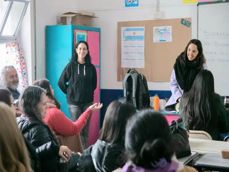 Más de 170 alfabetizadores voluntarios se capacitaron en Lomas