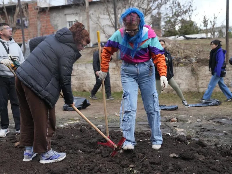 Mejoras en el barrio El Corcho de Lamadrid