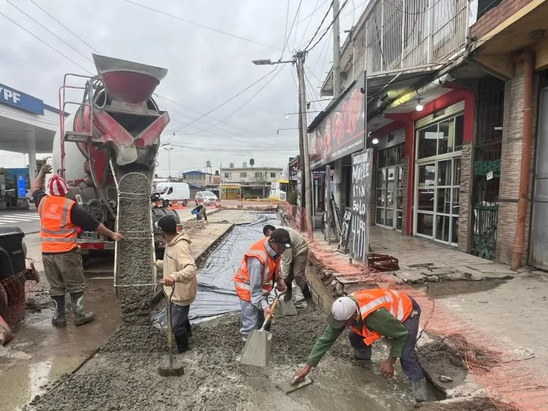 Mejoras en la calle Homero para optimizar el drenaje en Albertina
