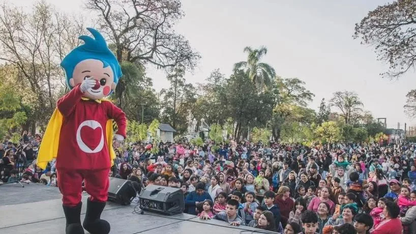 Celebración del Día del Niño en el Mercado Municipal de Tafí Viejo