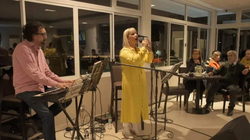Cena Show con música en vivo en Tafí Viejo
