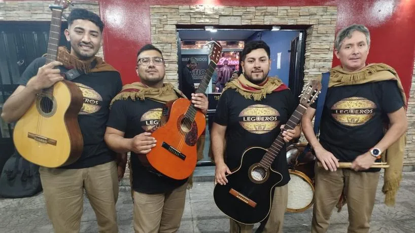 Cena show para celebrar el Día de la Independencia en Tafí Viejo