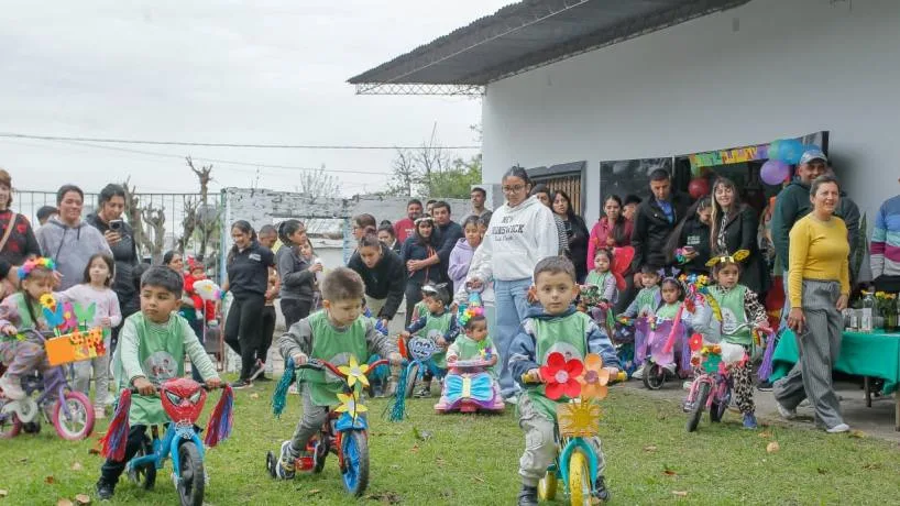 El SUM 3 de Marzo celebró la primavera con actividades recreativas