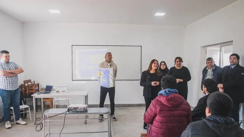 Estudiantes de Tafí Viejo reciben orientación vocacional innovadora