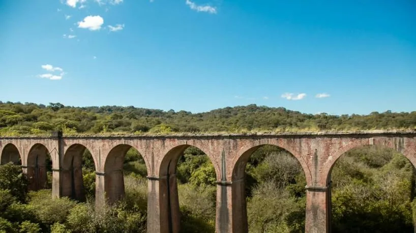 Se realizó la Gran Travesía al Viaducto en Tafí Viejo
