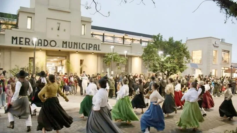 Tafí Viejo lanza agenda cultural con arte, danza y teatro