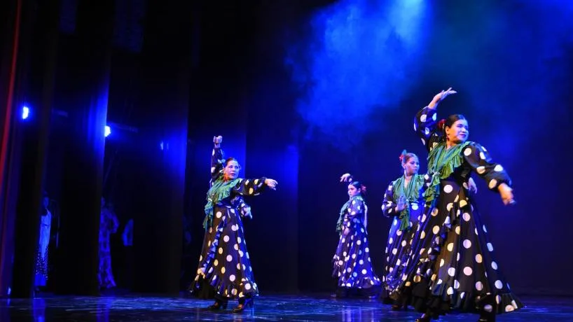 Tafí Viejo mejoró su Teatro con aire acondicionado en el Día de la Hispanidad