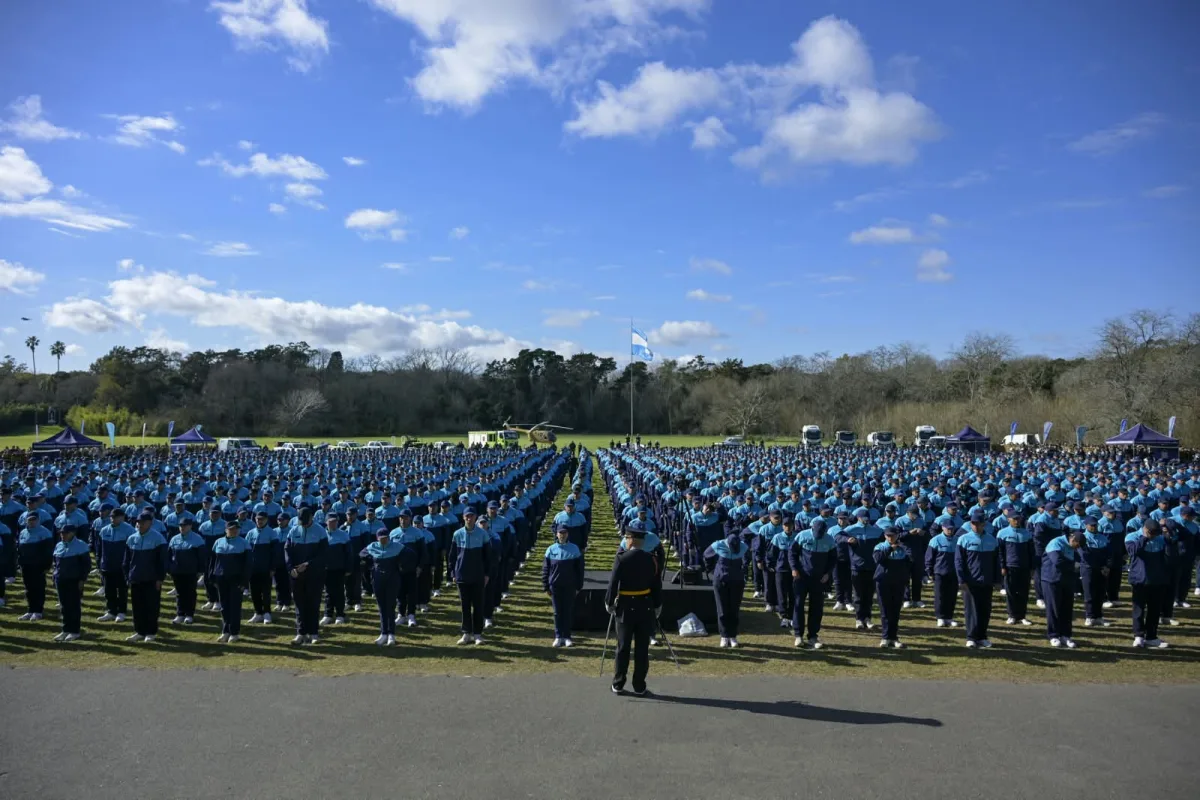 Más de 2000 cadetes juraron lealtad a la Bandera en Berazategui