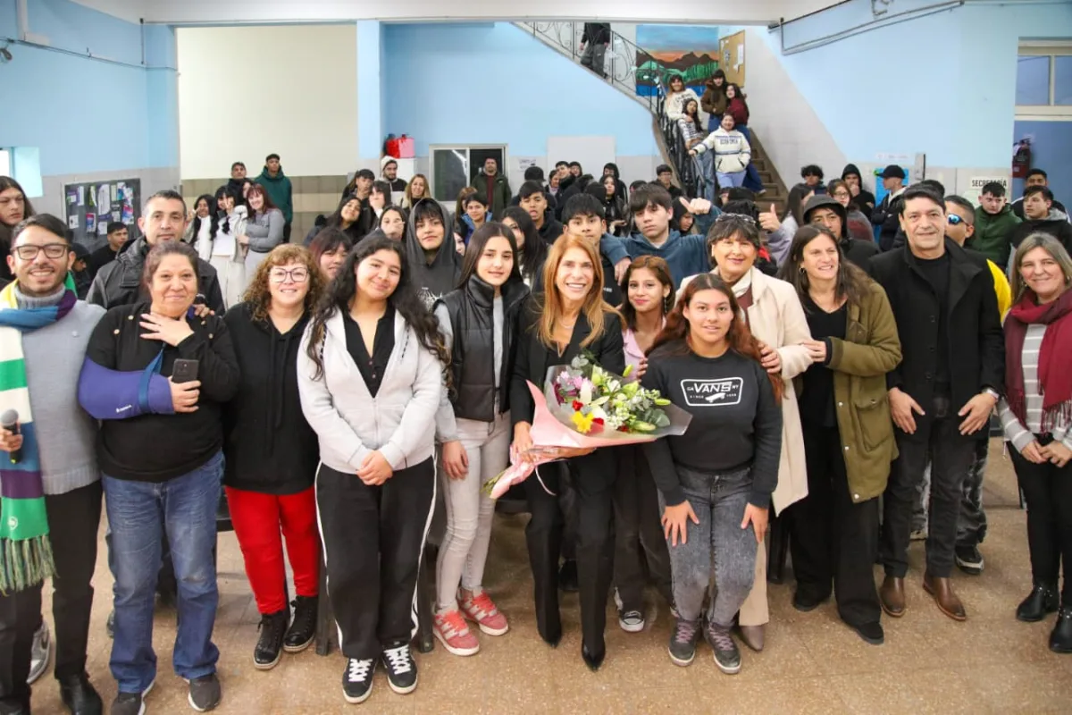 Mejoras en la Escuela Secundaria Nº 6 de Piñeiro