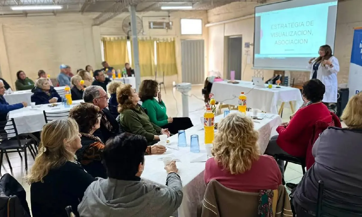 Taller 'Cerebro en Forma' mejoró la salud cognitiva en Villa Elisa