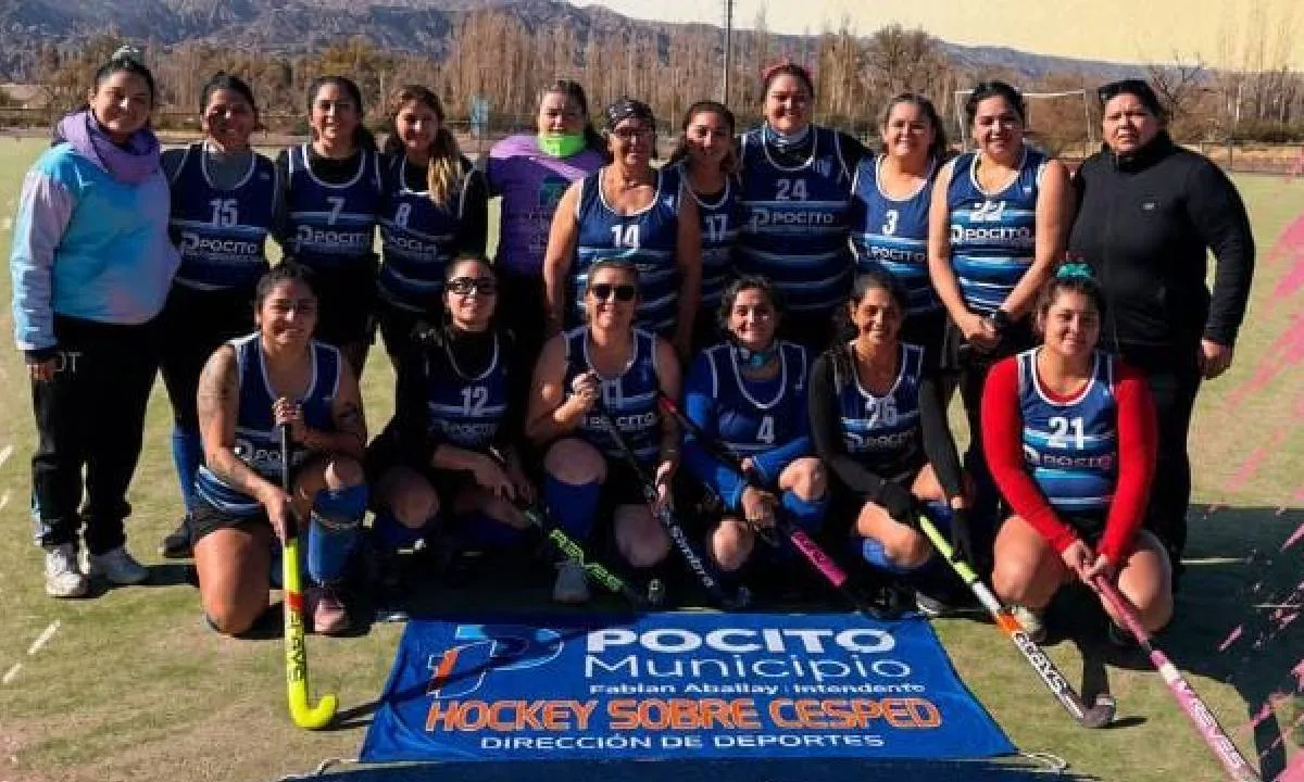 Victoria de Pocito Norte en el torneo de Mamis Hockey