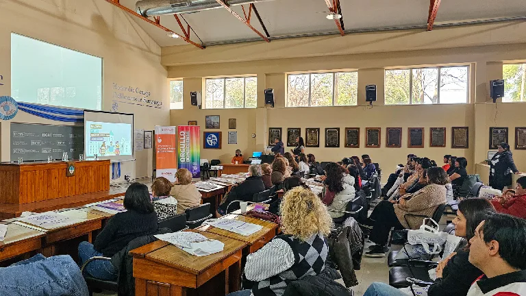 Capacitación sobre diversidad en Berazategui para trabajadores municipales