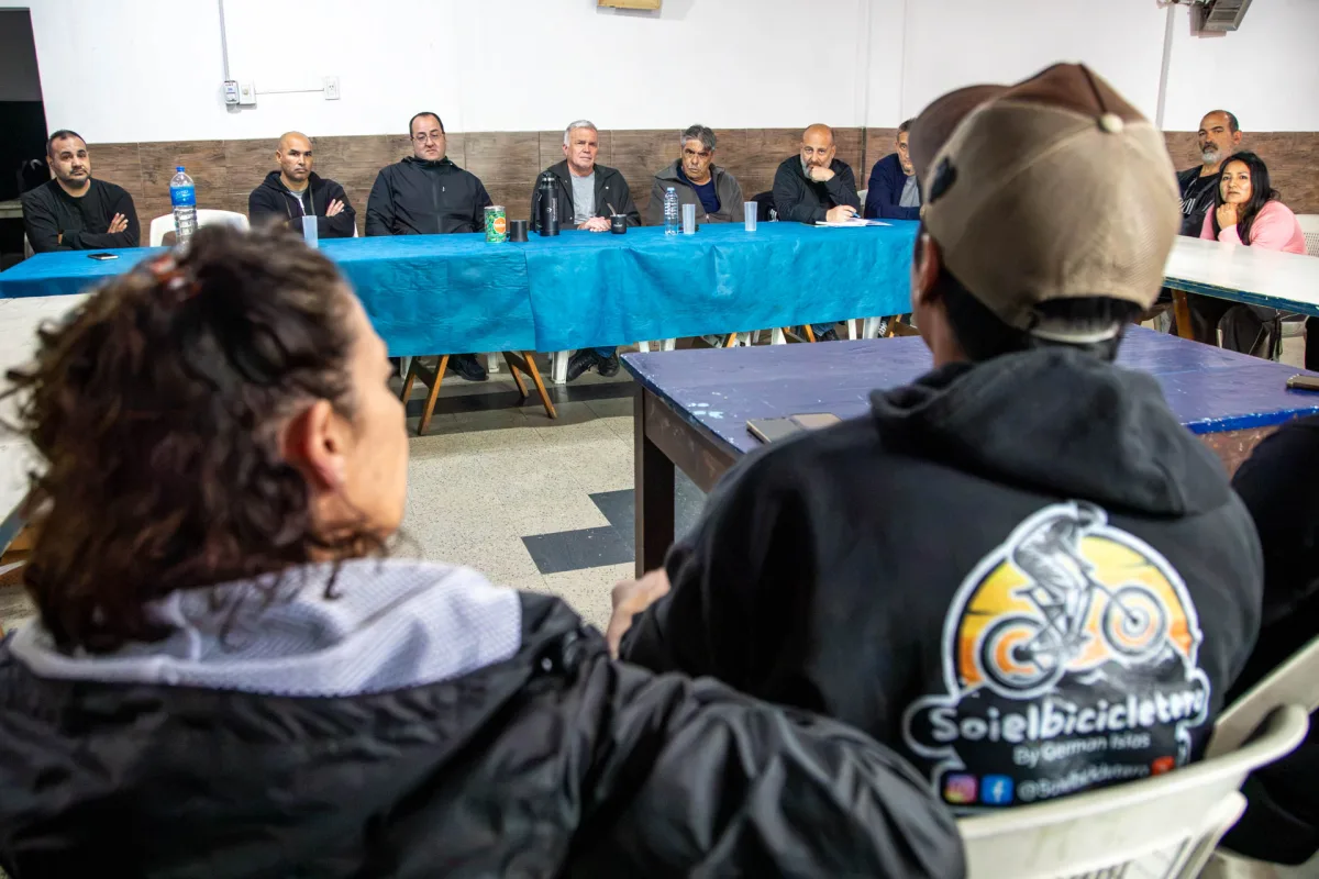 El intendente Balor dialogó con comerciantes de Villa España