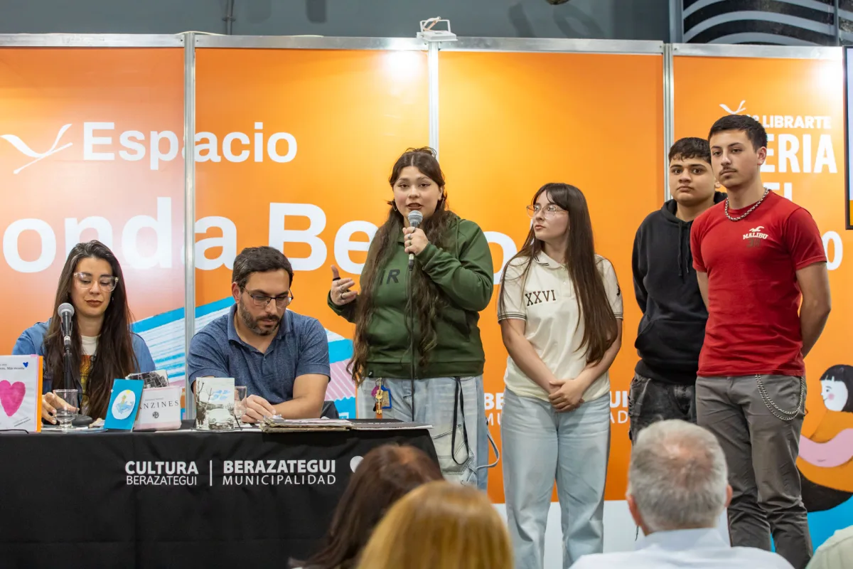 Estudiantes de la Secundaria N° 14 lanzaron su proyecto editorial