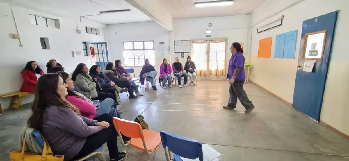 Charlas sobre crianza en Puerto Madryn abordaron educación sexual