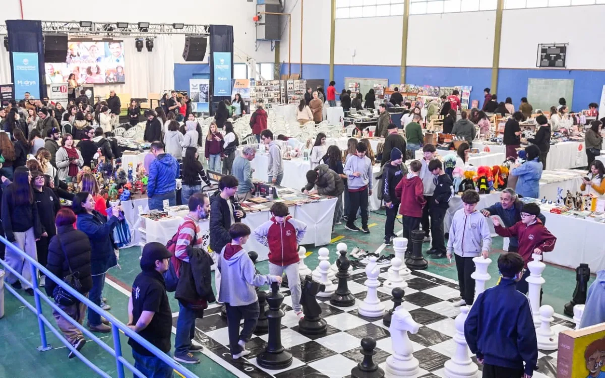 Comenzó la V Feria Municipal del Libro en Puerto Madryn