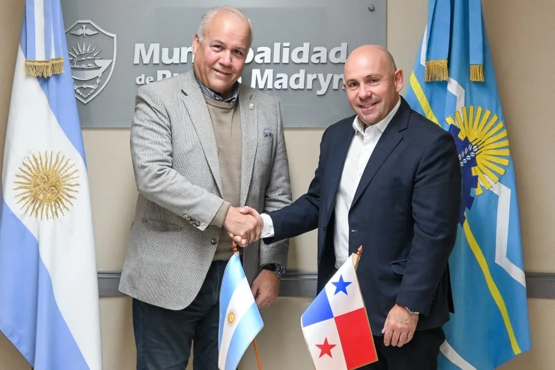 Embajador de Panamá visitó Puerto Madryn para impulsar inversiones