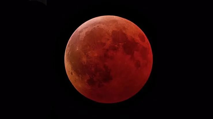 Puerto Madryn se prepara para el eclipse lunar del 27 y 28 de agosto