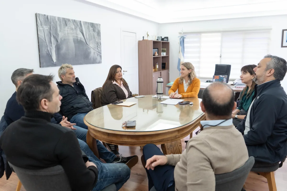 Mejoras en clubes de Rada Tilly: equipamiento y capacitación médica