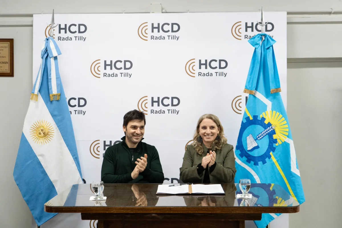 Rada Tilly reactivó la pavimentación de 77 cuadras con apoyo provincial