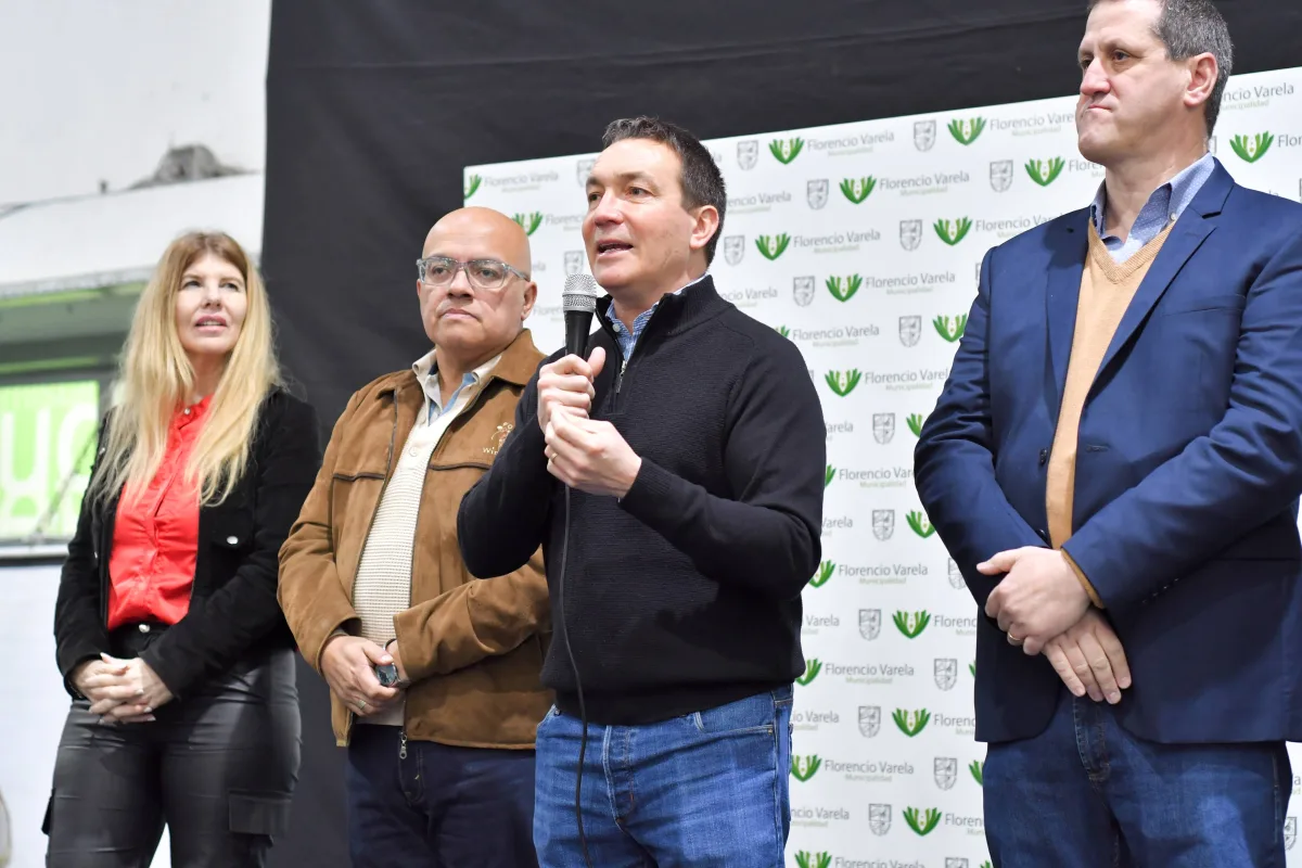 Andrés Watson presidió la apertura de la 5° edición de la Olimpiada Matemática Varelense