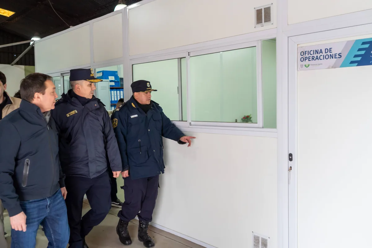 Andrés Watson verificó el funcionamiento de la seguridad local