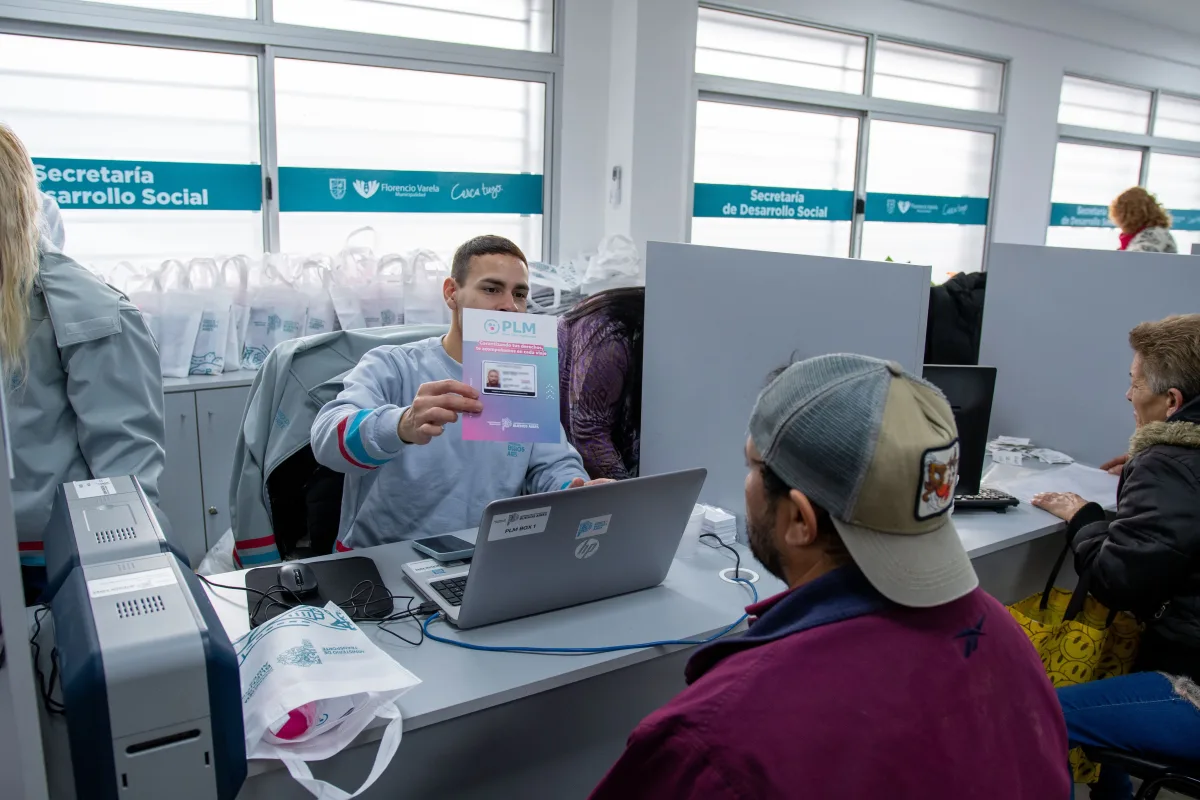 Beneficios de transporte gratuito para 400 vecinos de Varela