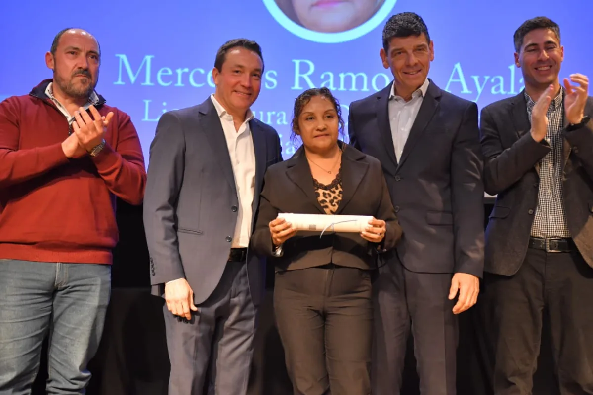 Cincuenta y ocho nuevos profesionales se graduaron en la UNAJ