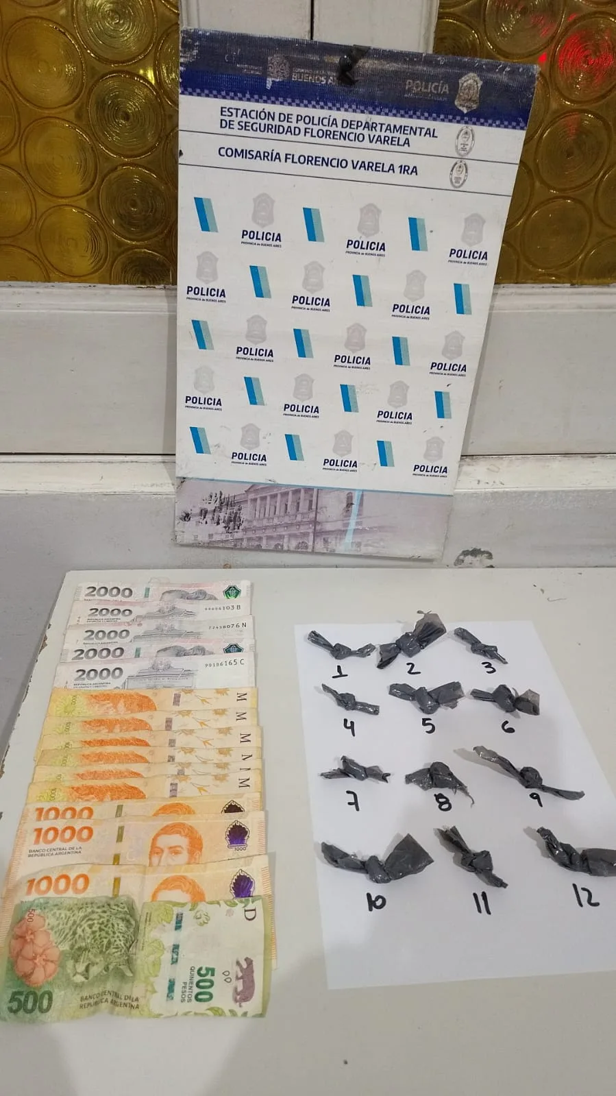 Detenido por tenencia de drogas tras intentar huir de la policía