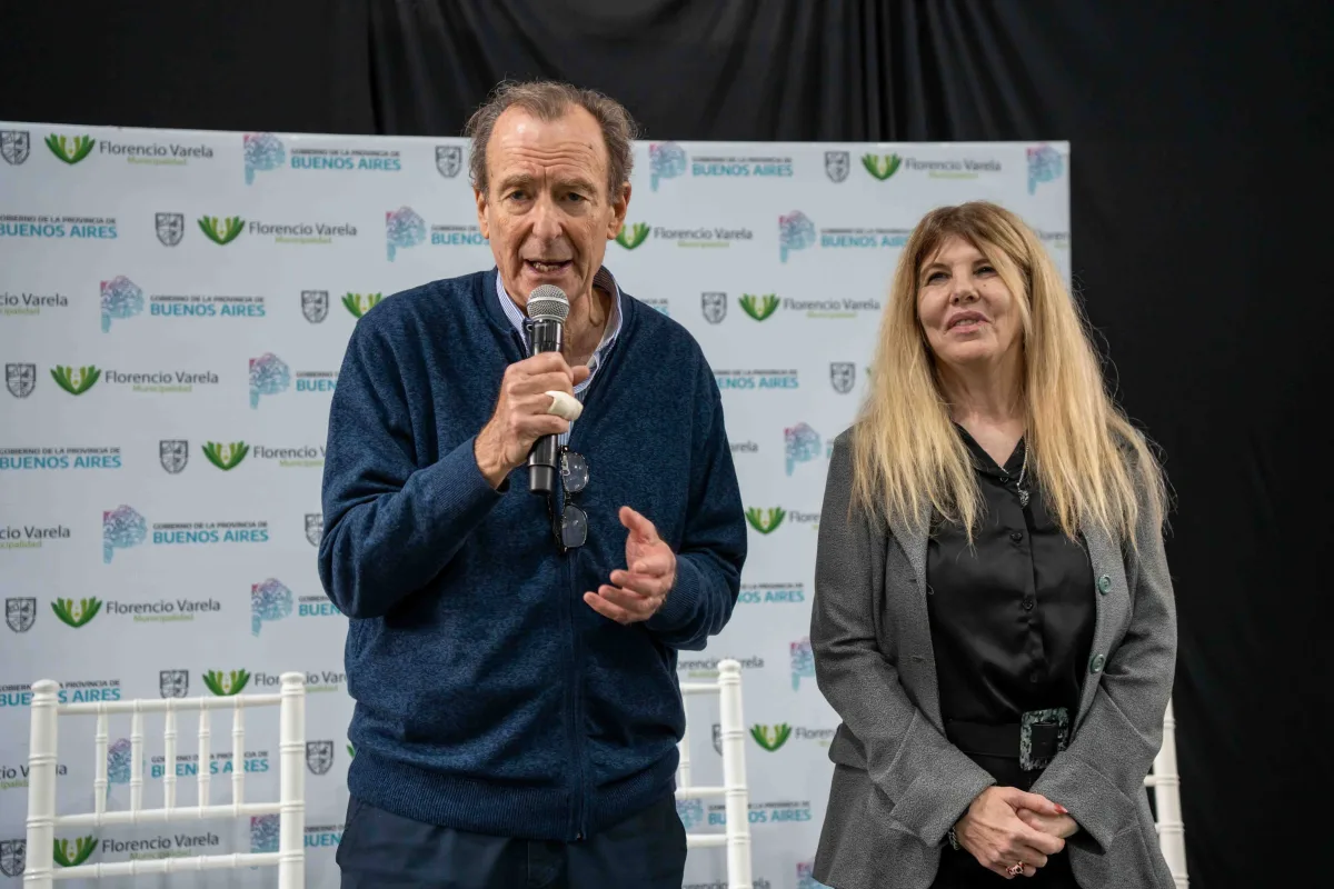 Estudiantes presentaron proyectos en el polideportivo "La Patriada"