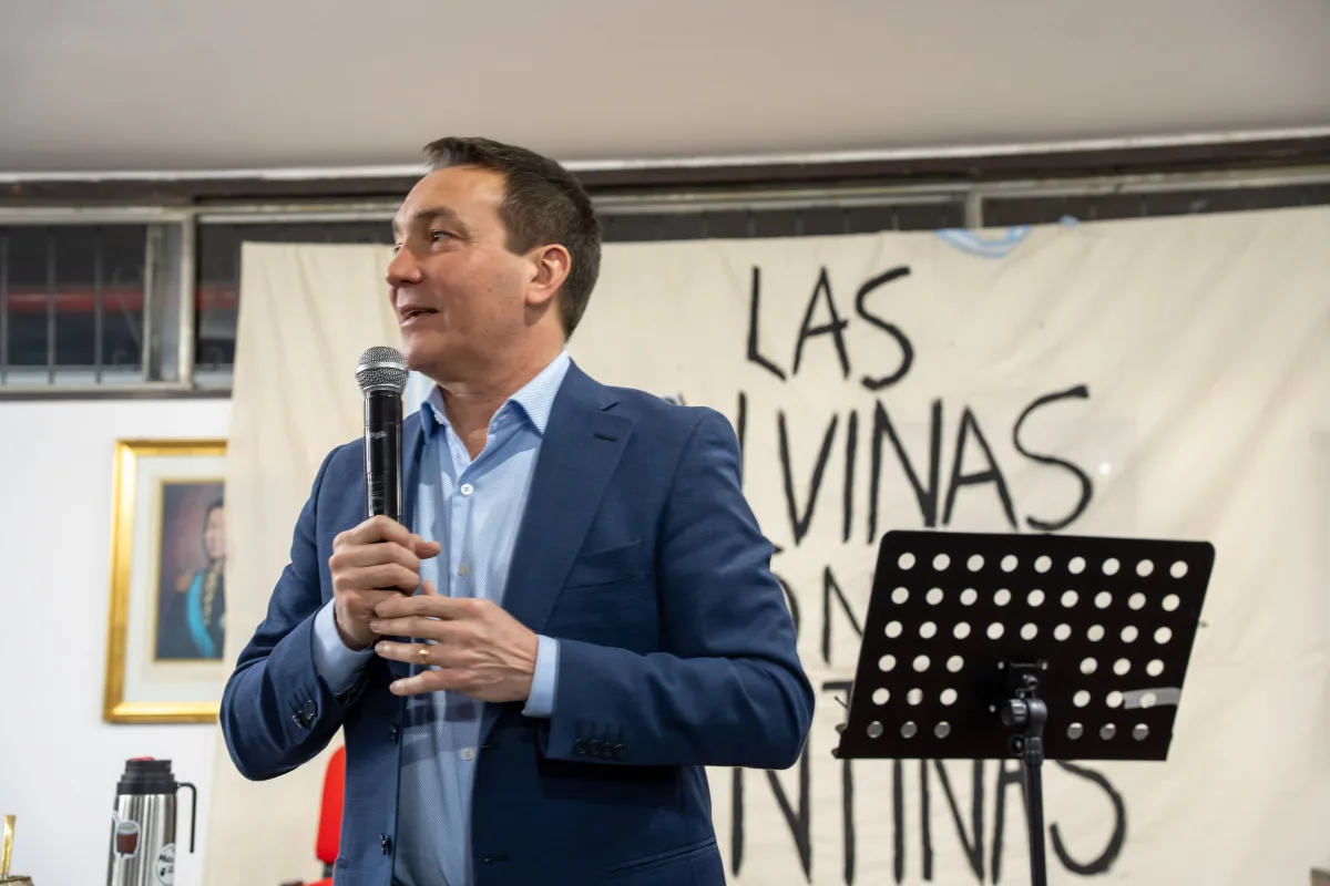 Florencio Varela celebró el Día del Folklore con música y danza